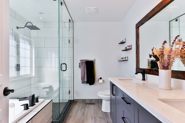 Bathroom remodeling in Laguna Hills CA